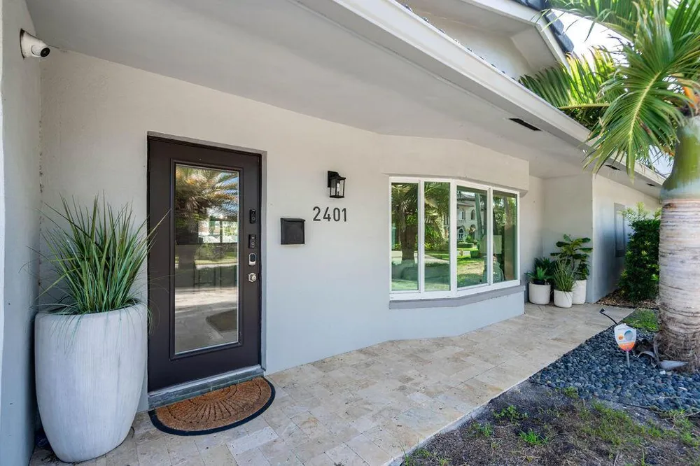 2401 NE 33RD STREET Lighthouse Point, FL 33064