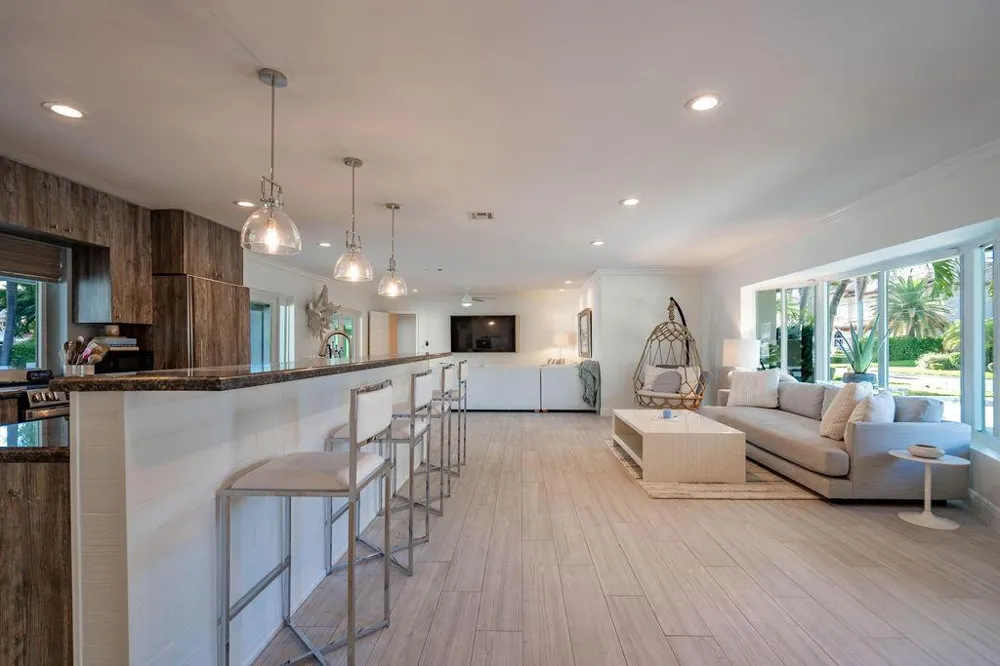 2401 NE 33RD STREET Lighthouse Point, FL 33064