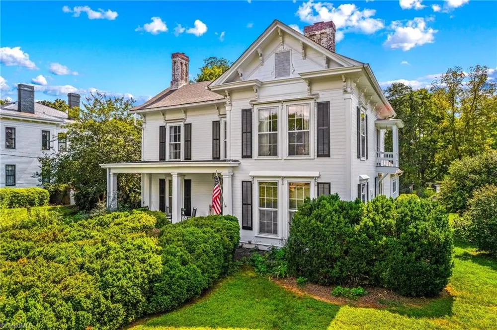321 W Bank Street Salisbury, NC 28144