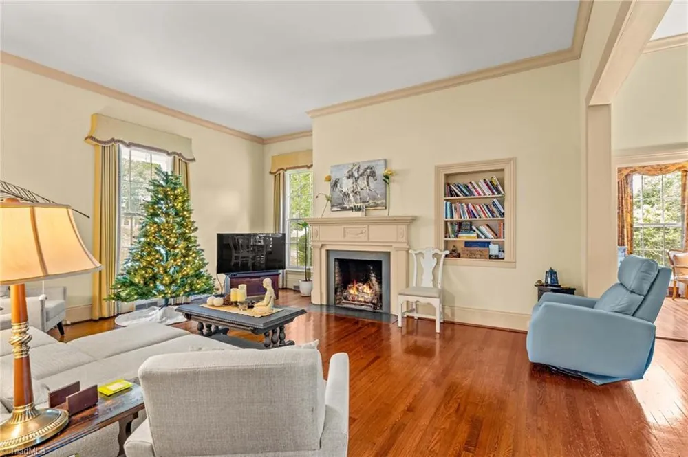 321 W Bank Street Salisbury, NC 28144