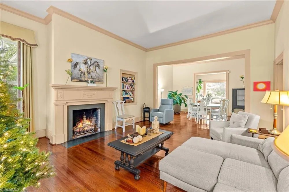 321 W Bank Street Salisbury, NC 28144