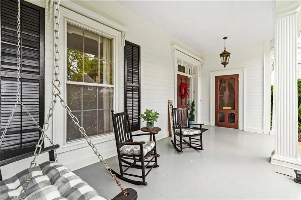 321 W Bank Street Salisbury, NC 28144