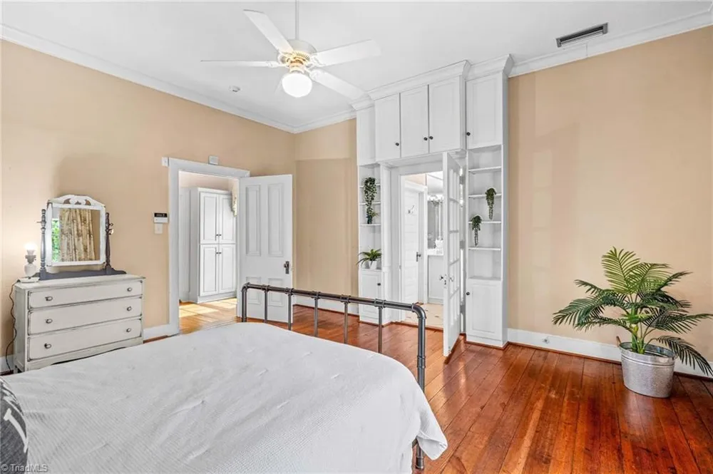 321 W Bank Street Salisbury, NC 28144