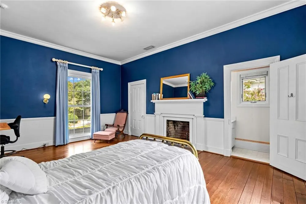 321 W Bank Street Salisbury, NC 28144