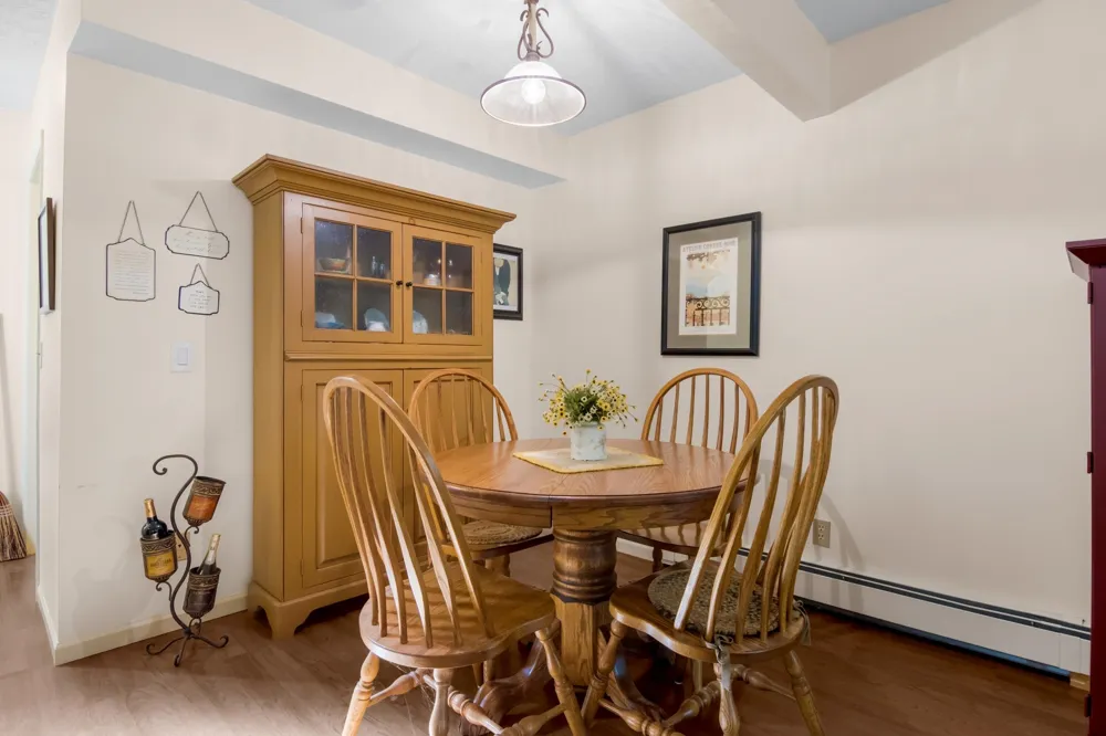 3847 Sherwood Forest Drive East Bay Township, MI 49686