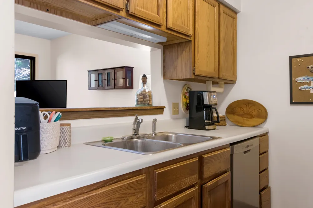 3847 Sherwood Forest Drive East Bay Township, MI 49686