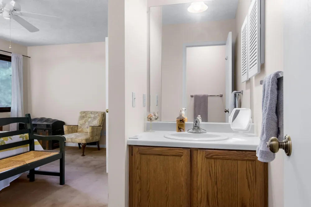 3847 Sherwood Forest Drive East Bay Township, MI 49686
