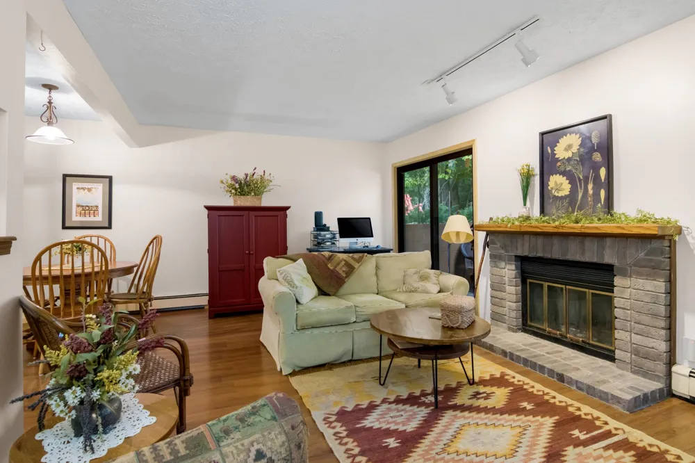 3847 Sherwood Forest Drive East Bay Township, MI 49686