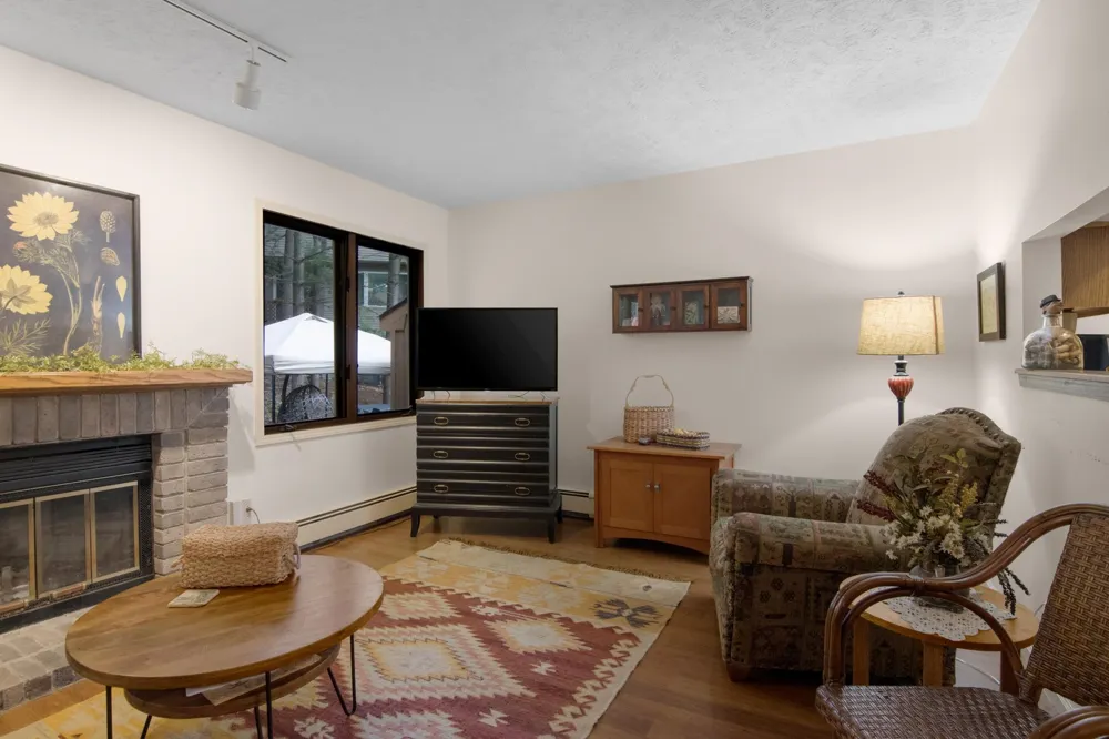 3847 Sherwood Forest Drive East Bay Township, MI 49686