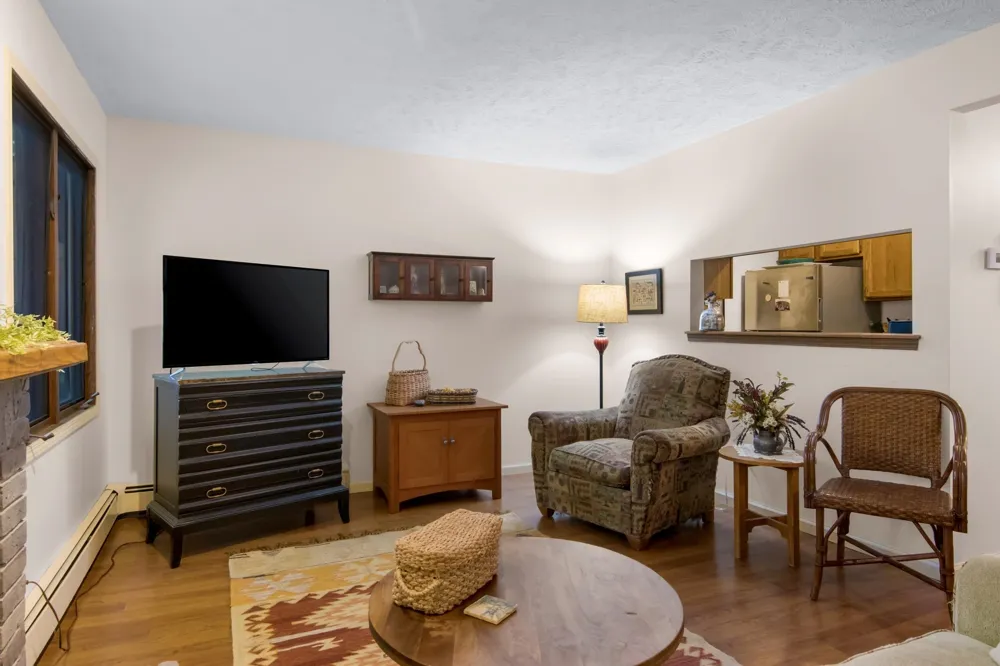 3847 Sherwood Forest Drive East Bay Township, MI 49686