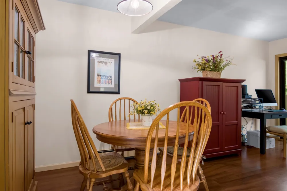 3847 Sherwood Forest Drive East Bay Township, MI 49686