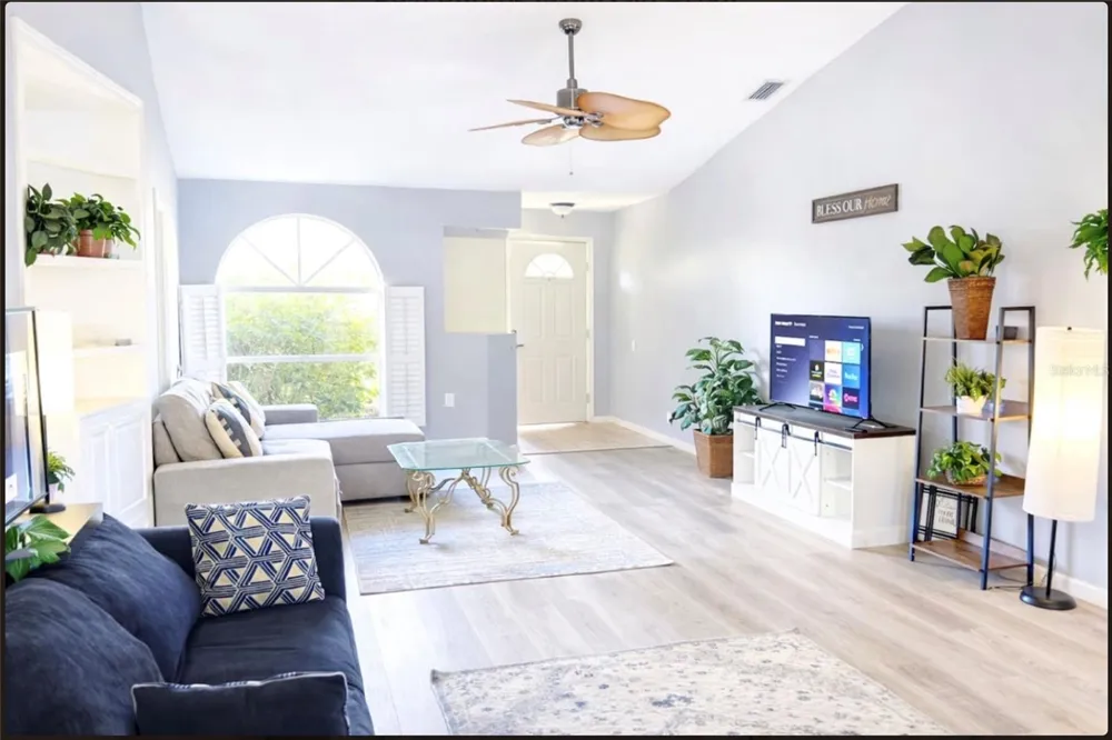 2082 OLD ARBOR COURT Sarasota, FL 34232