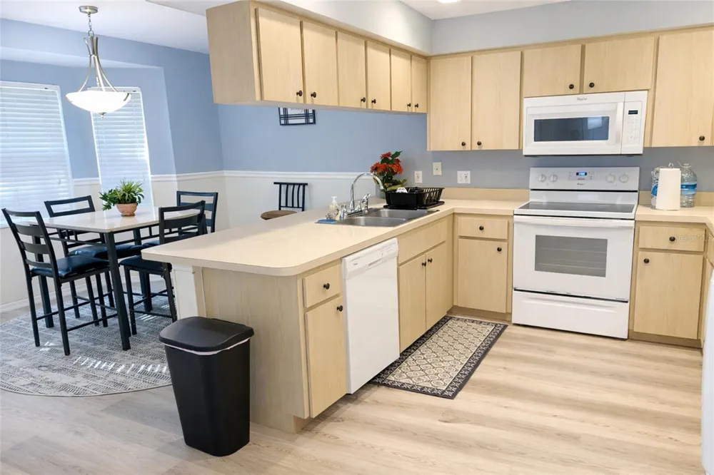 2082 OLD ARBOR COURT Sarasota, FL 34232