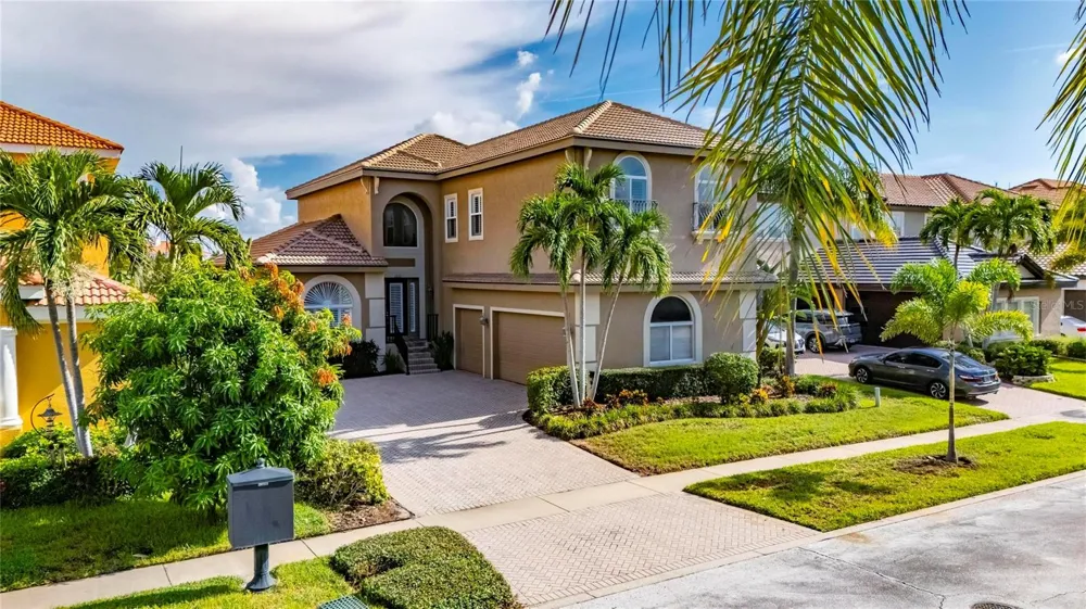 1231 ACAPPELLA LANE Apollo Beach, FL 33572