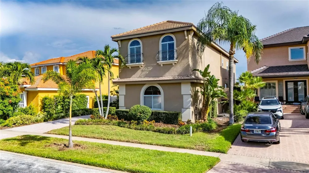1231 ACAPPELLA LANE Apollo Beach, FL 33572