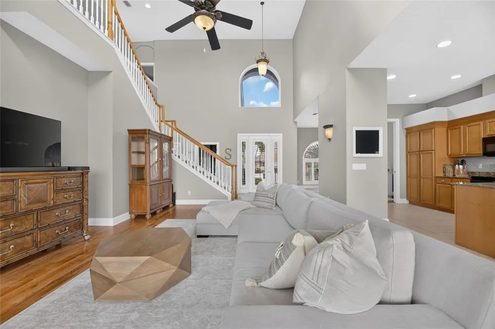 1231 ACAPPELLA LANE Apollo Beach, FL 33572