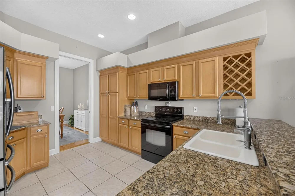 1231 ACAPPELLA LANE Apollo Beach, FL 33572