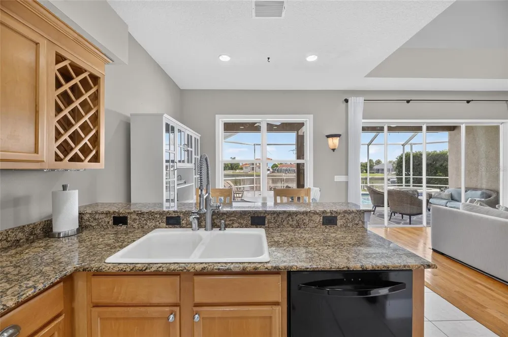 1231 ACAPPELLA LANE Apollo Beach, FL 33572