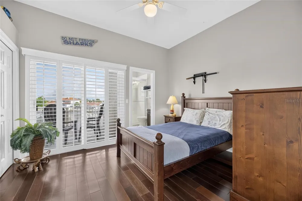 1231 ACAPPELLA LANE Apollo Beach, FL 33572
