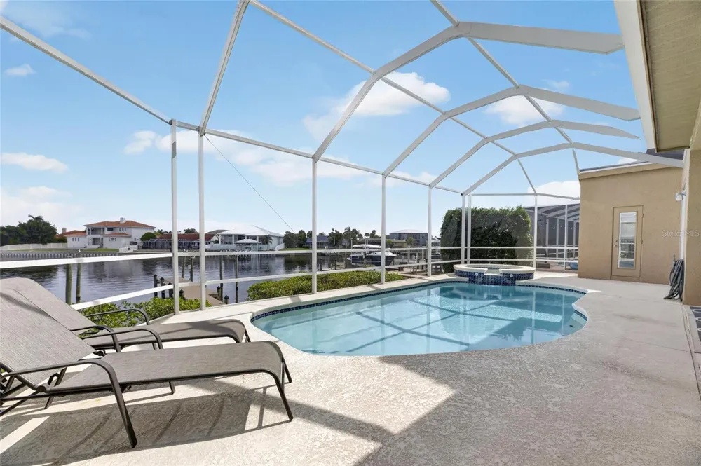 1231 ACAPPELLA LANE Apollo Beach, FL 33572