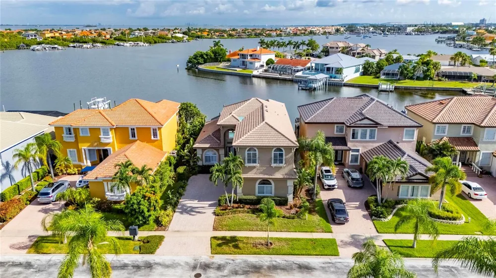 1231 ACAPPELLA LANE Apollo Beach, FL 33572