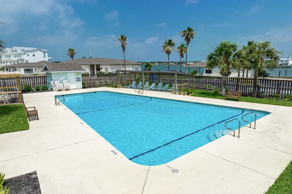 1881 Bay Shore Drive Rockport, TX 78382