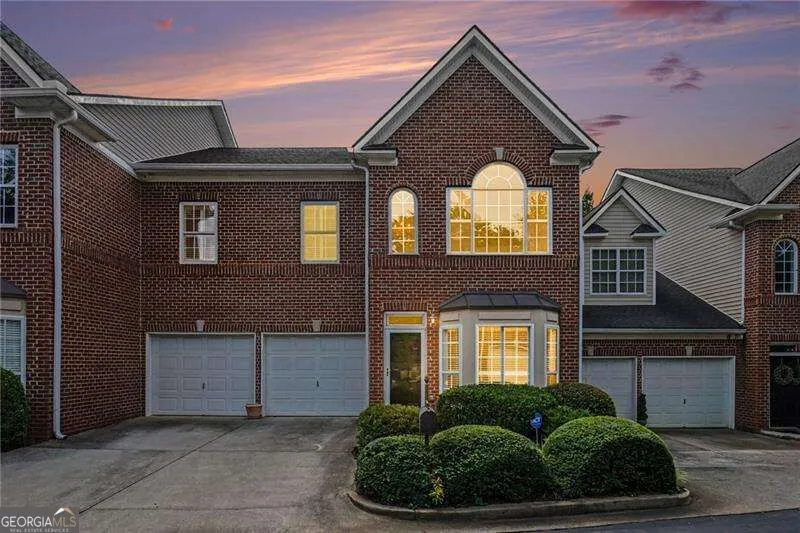 5004 Lexington DR Roswell, GA 30075
