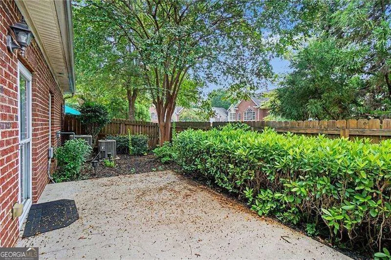 5004 Lexington DR Roswell, GA 30075
