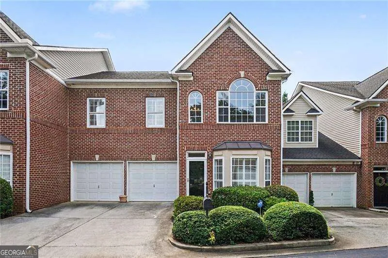 5004 Lexington DR Roswell, GA 30075