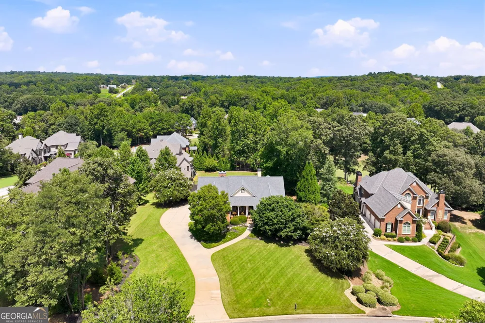 4611 Chartwell Chase CT Flowery Branch, GA 30542