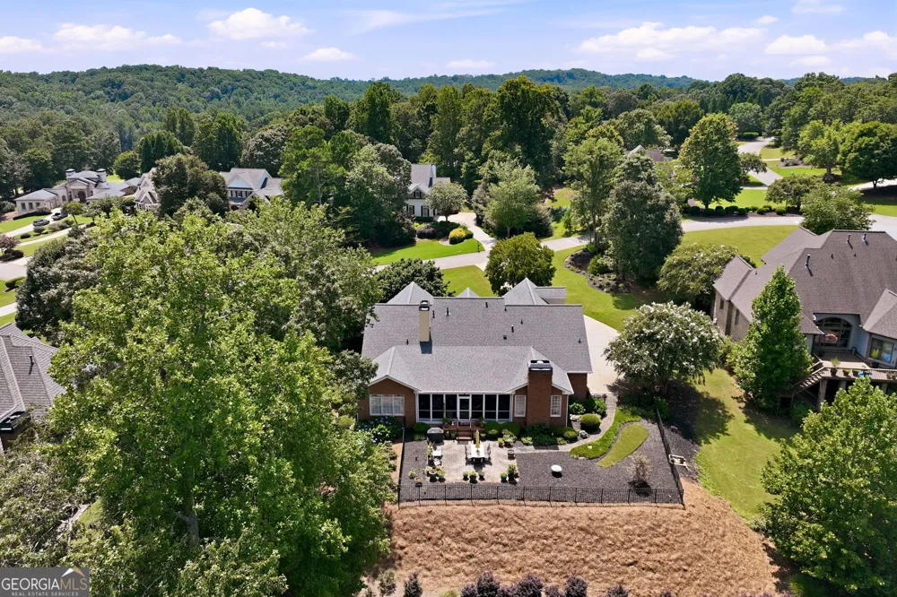 4611 Chartwell Chase CT Flowery Branch, GA 30542
