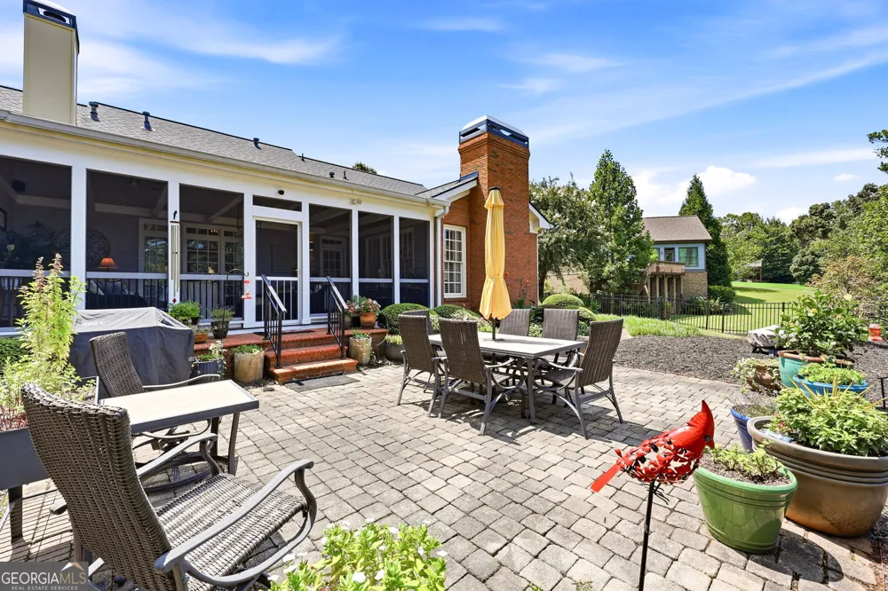 4611 Chartwell Chase CT Flowery Branch, GA 30542