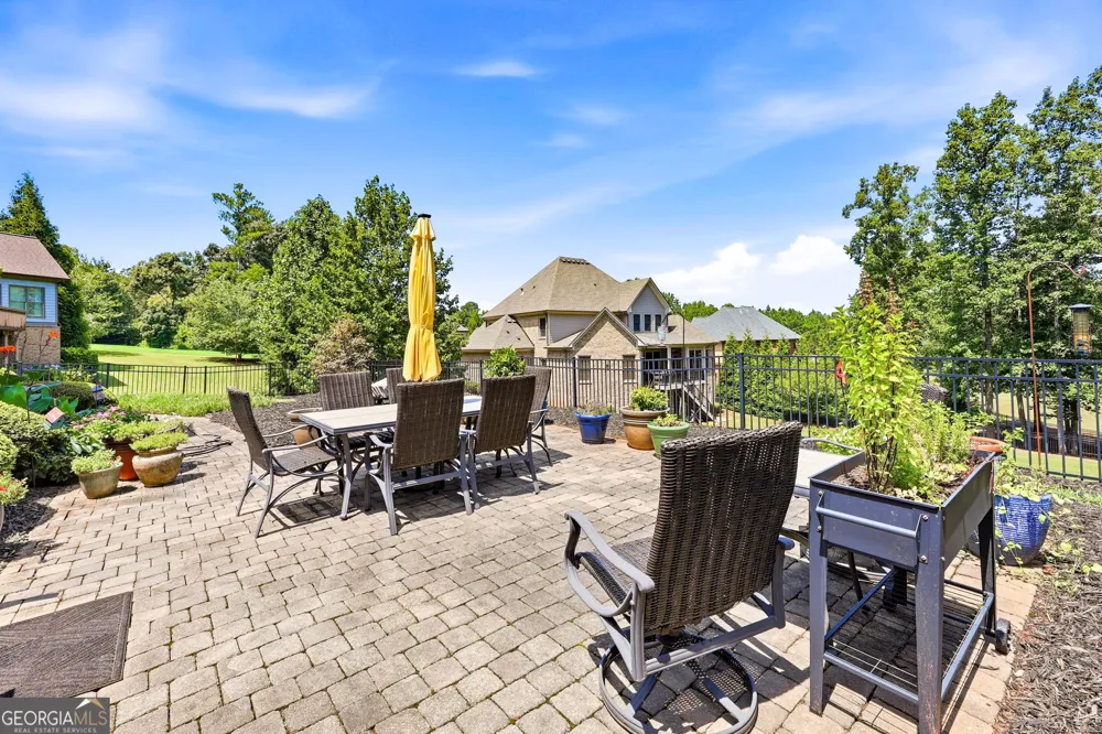 4611 Chartwell Chase CT Flowery Branch, GA 30542