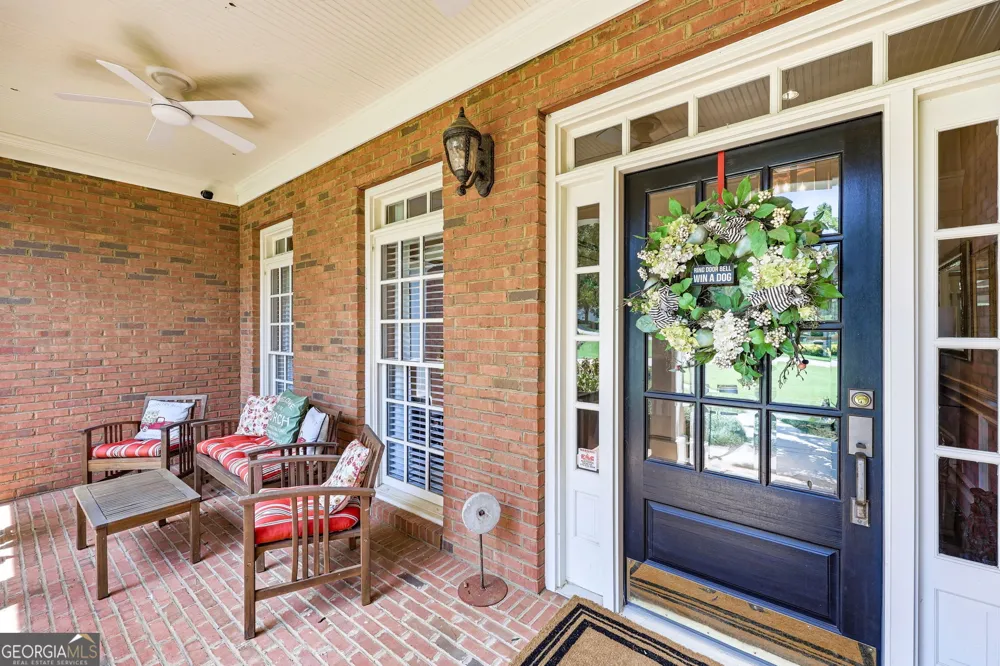 4611 Chartwell Chase CT Flowery Branch, GA 30542