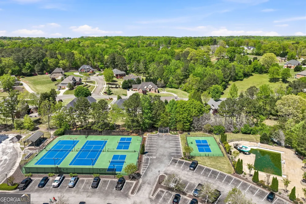 4611 Chartwell Chase CT Flowery Branch, GA 30542