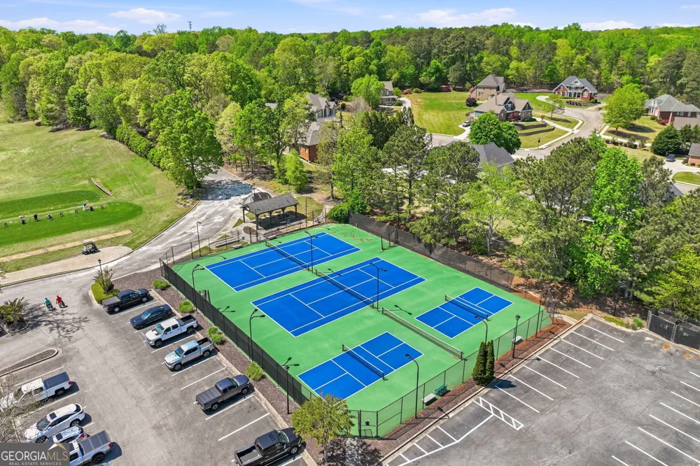 4611 Chartwell Chase CT Flowery Branch, GA 30542