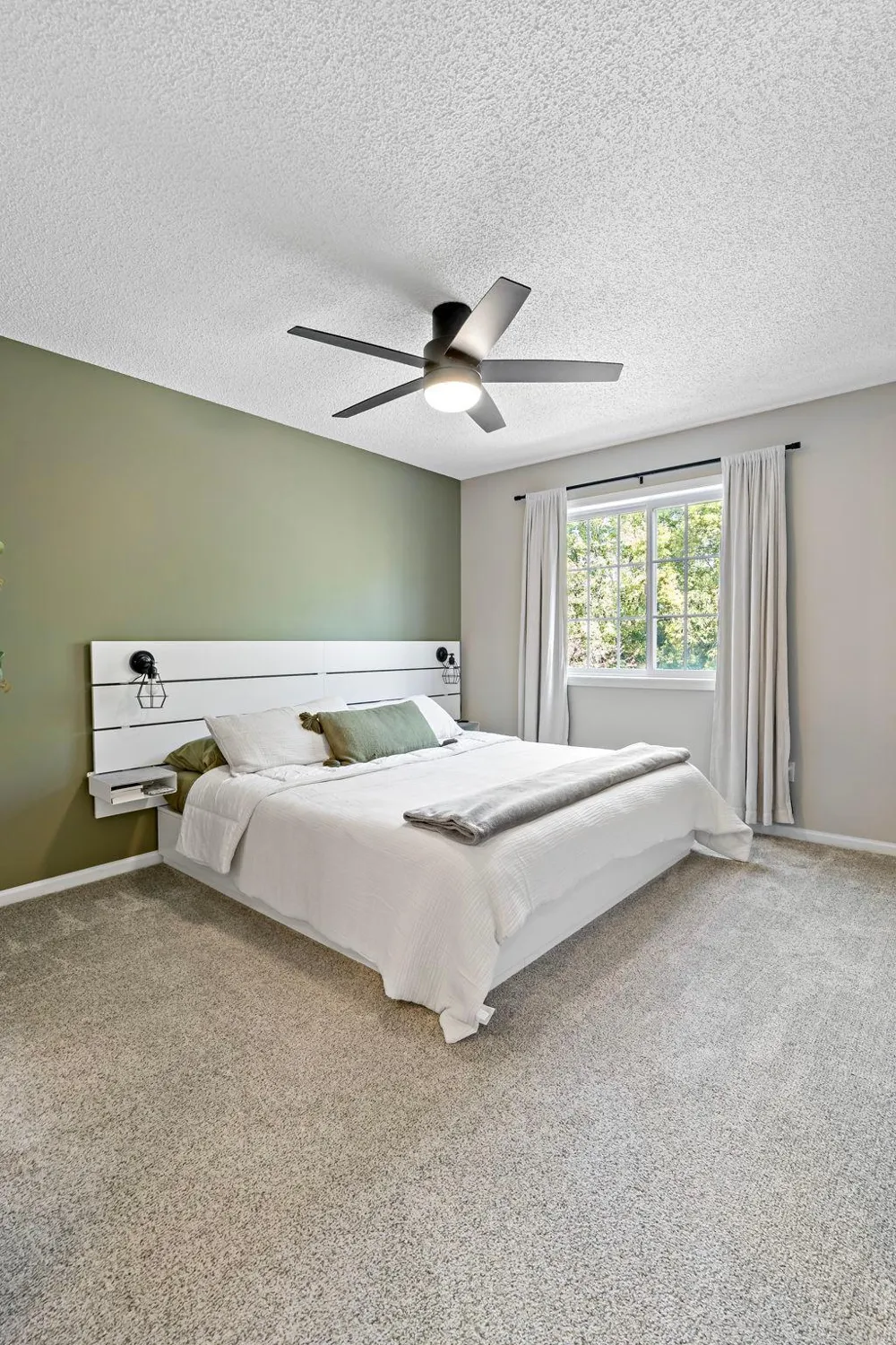 8706 Quarry Ridge Lane #G Woodbury, MN 55125