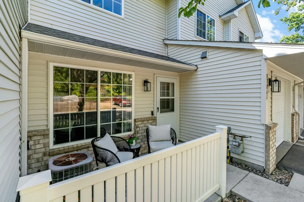 8706 Quarry Ridge Lane #G Woodbury, MN 55125