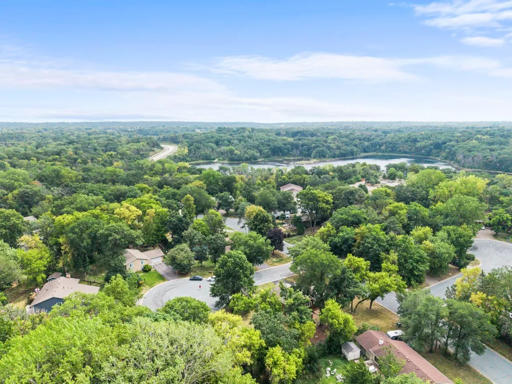 4567 Kirkwood Circle Eagan, MN 55123