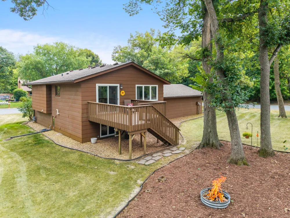 4567 Kirkwood Circle Eagan, MN 55123