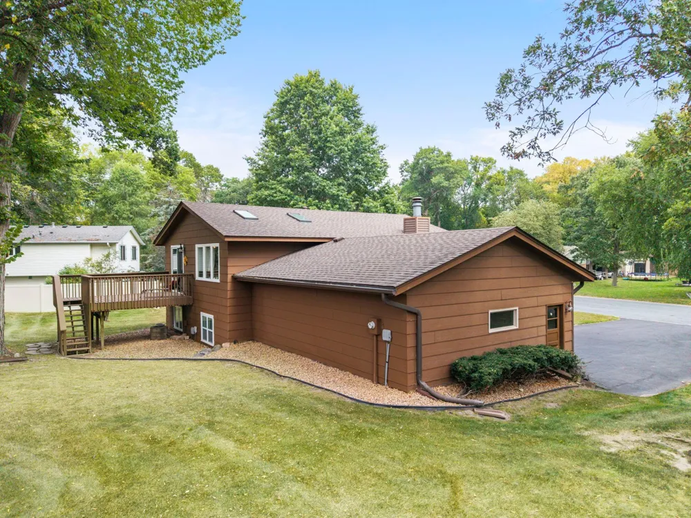4567 Kirkwood Circle Eagan, MN 55123
