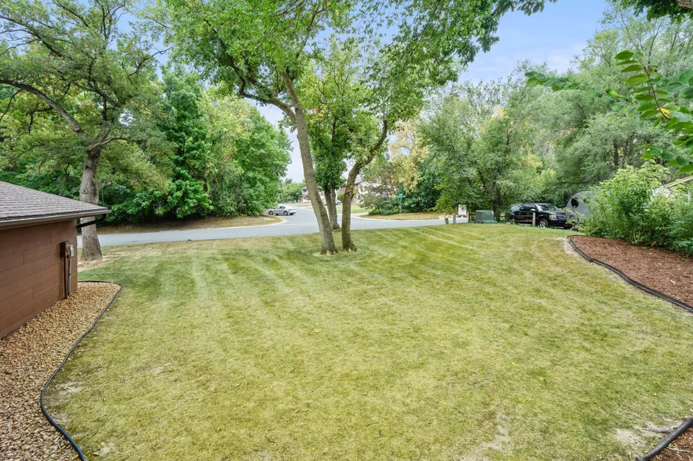 4567 Kirkwood Circle Eagan, MN 55123