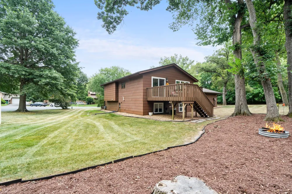 4567 Kirkwood Circle Eagan, MN 55123