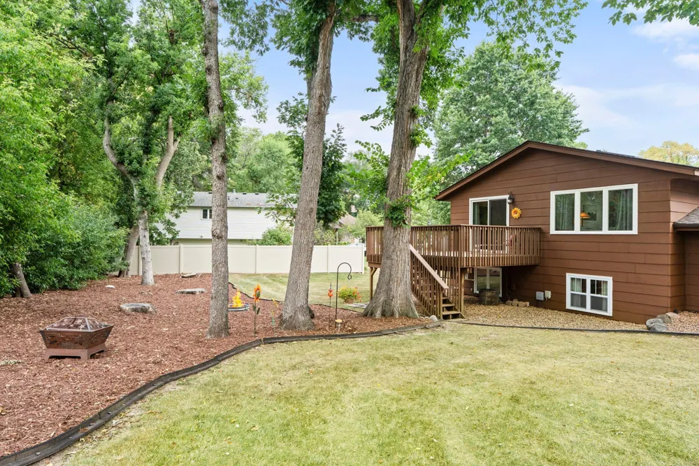 4567 Kirkwood Circle Eagan, MN 55123