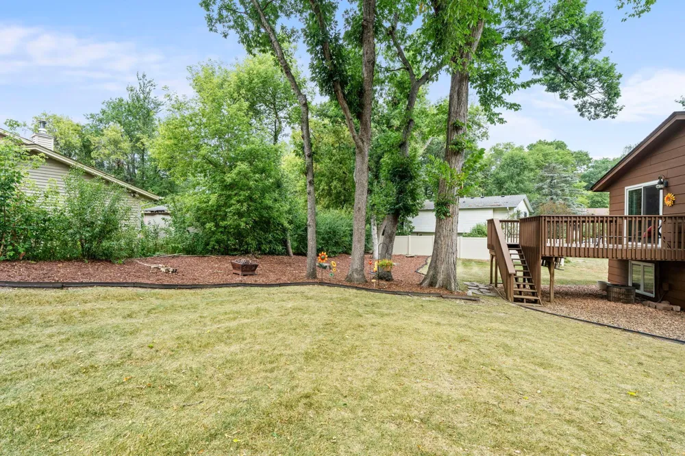 4567 Kirkwood Circle Eagan, MN 55123