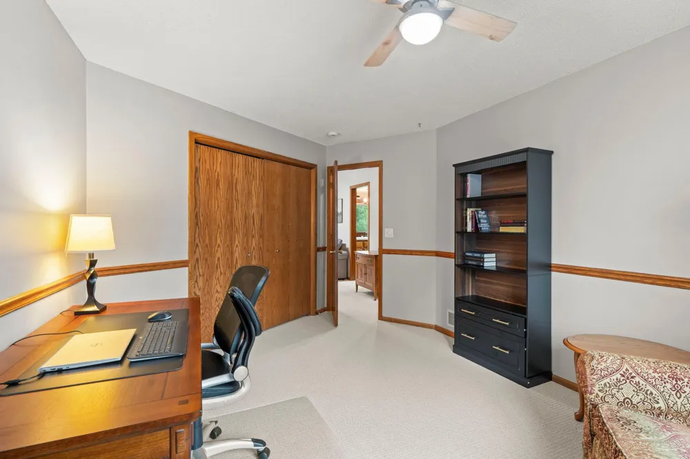 4567 Kirkwood Circle Eagan, MN 55123