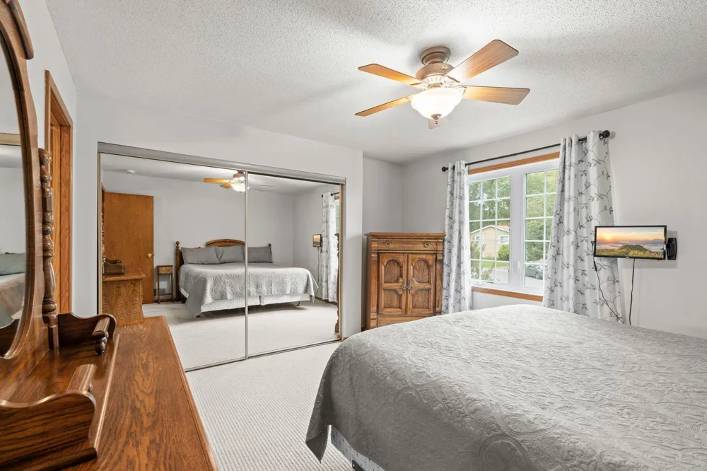 4567 Kirkwood Circle Eagan, MN 55123