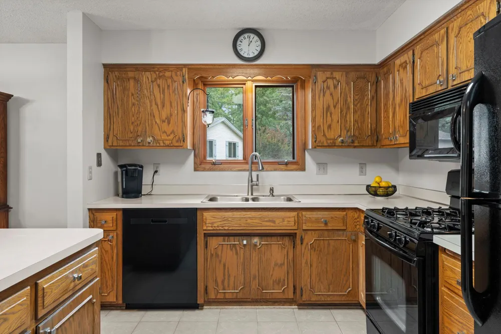 4567 Kirkwood Circle Eagan, MN 55123