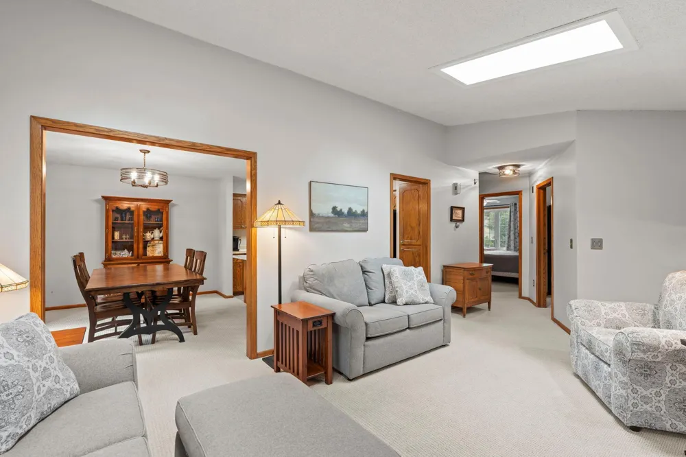 4567 Kirkwood Circle Eagan, MN 55123