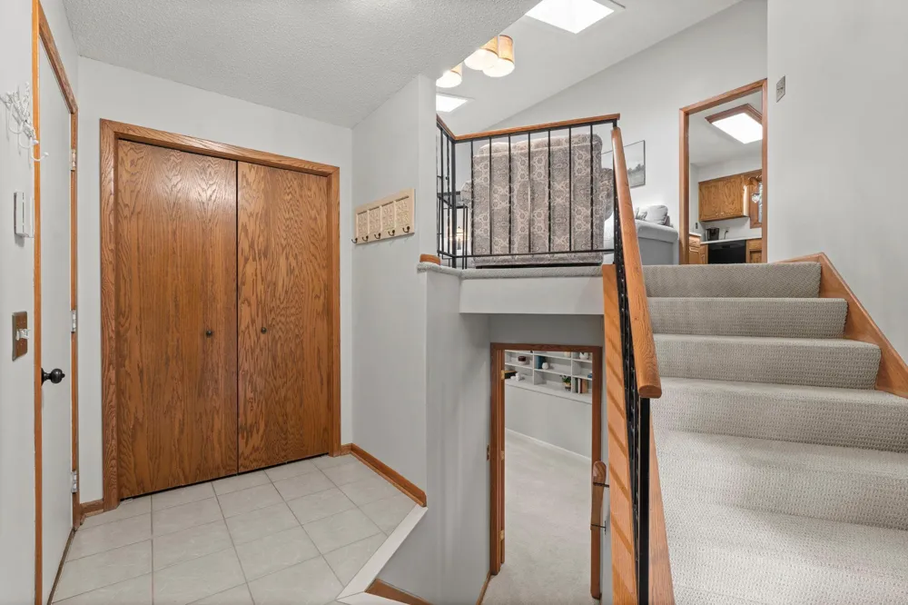4567 Kirkwood Circle Eagan, MN 55123